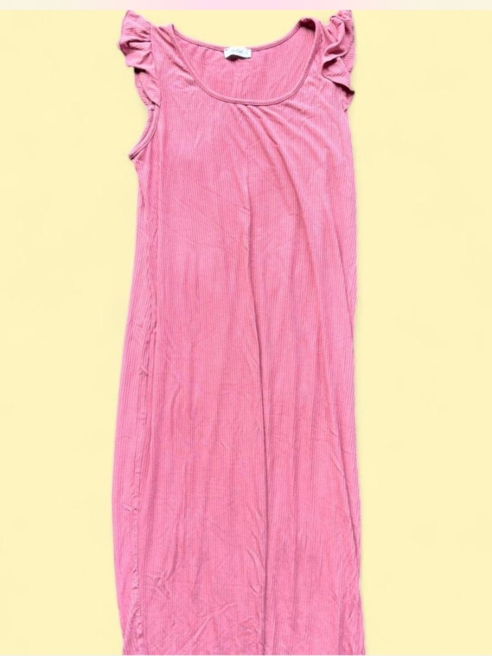 ✨ La Clef pink maxi
dress with ruffle sleeves Size L✨